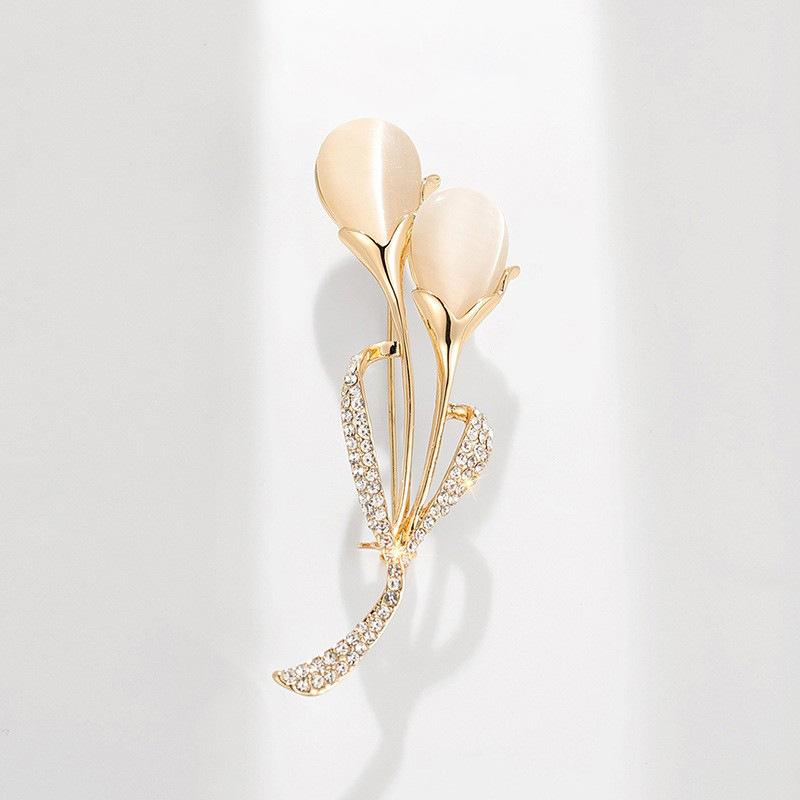 High-end Cat's Eye Diamond-encrusted Tulip Crystal Brooch Personality Cute Japanese Narcissus Pin Accessories Corsage Girl