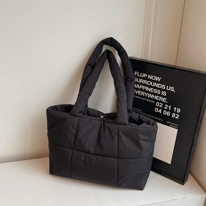 Underarm bag women's bag new shoulder bag down cotton bag large capacity fashion portable tote bag