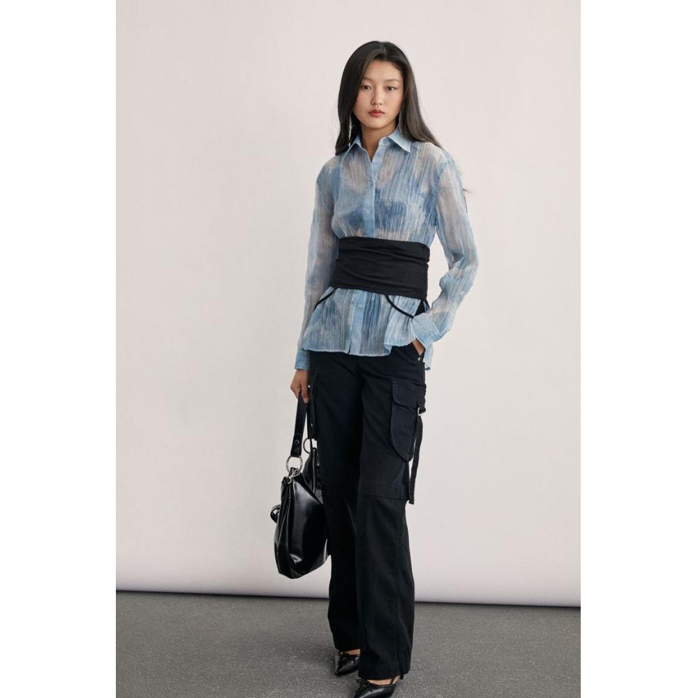 

Блузка HM в жатую голубую с узором