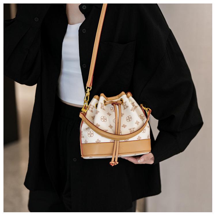 Moda Damska 2025 Mała Torebka Wiaderko ze Sznurkiem - Wszechstronna Torba na Jedno Ramię i Crossbody