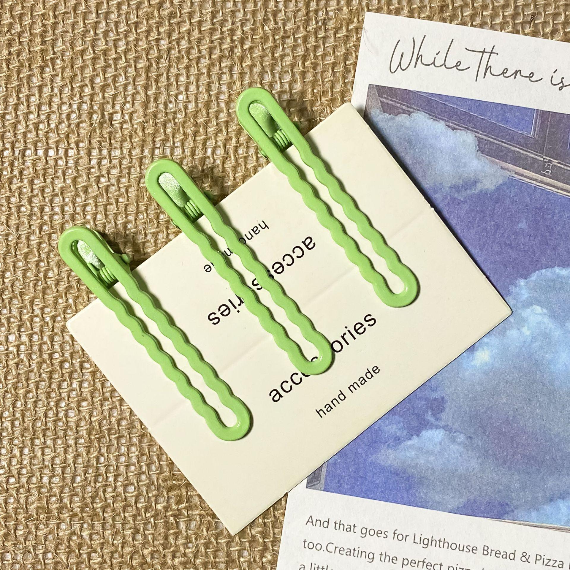 

3 шт. Красочные заколки для волос Y2k для женщин Элегантные металлические зажимы-уточки Заколки для волос для девочек Заколки для боковых прядей Аксессуары для волос для девочек зелёный