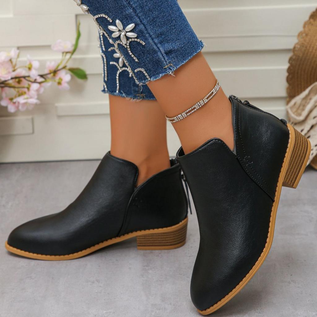 Europäische und amerikanische Außenhandel große Größe Lederstiefel Damenstiefel einfarbig spitz zulaufend Reißverschluss hinten lässig dicke Sohle dicker Absatz Martin bo