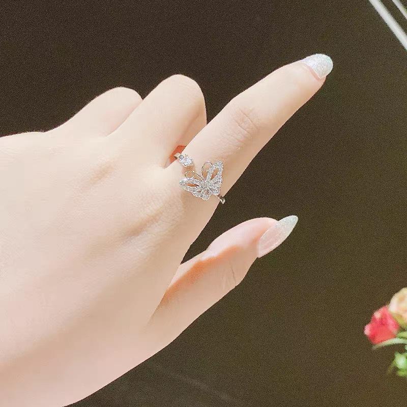 Trendy Women's Butterfly Ring: Adjustable Luxury Design with Cubic Zirconia