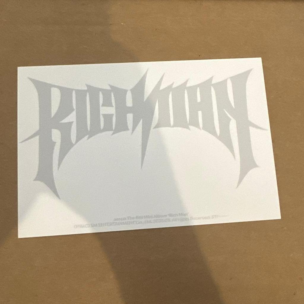 [USED] Karina autographed postcard