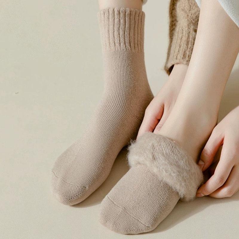 Womens Winter Warm Socks Thicken Thermal Socks Wool Cashmere Socks Snow Sweet Soft Cotton Knitted Room Floor Sleep Socks