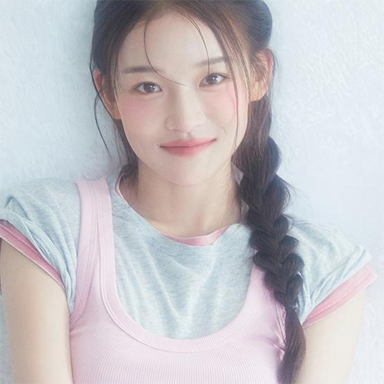 Feev Blush pentru obraji pufos (6 culori) 10g