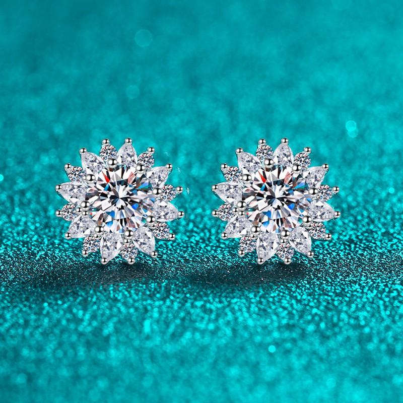 Sterling Moissanite Sunflower Stud Earrings Women Lightweight Luxury Minimalist Daily Wear