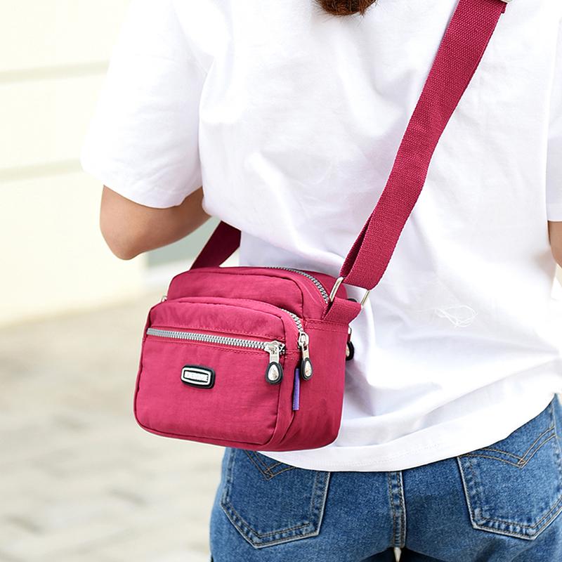 2023 décontracté Designer Femmes Sac À Bandoulière En Nylon Femme Sac À Main Sac À Bandoulière Étanche Filles Sacs de Messager Bandoulière Femmes Petit