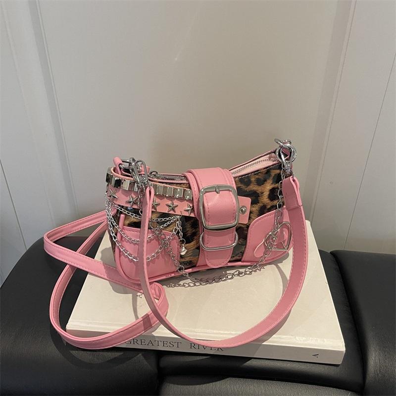 Retro American hottie hook motorcycle bag for women 2026 high-end niche design fashionable one-shoulder cross-body armpit bag