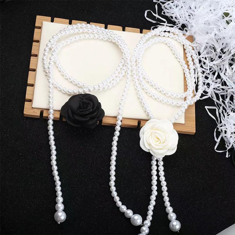 Pearl Camellia High-End Waist Chain: Versatile, Sweet Style Dress Accessory for Women.
