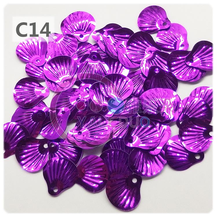 Yale Dobe Fish Scale Fan-Shaped Sequins 22x24mm for DIY Ethnic Costume Sewing