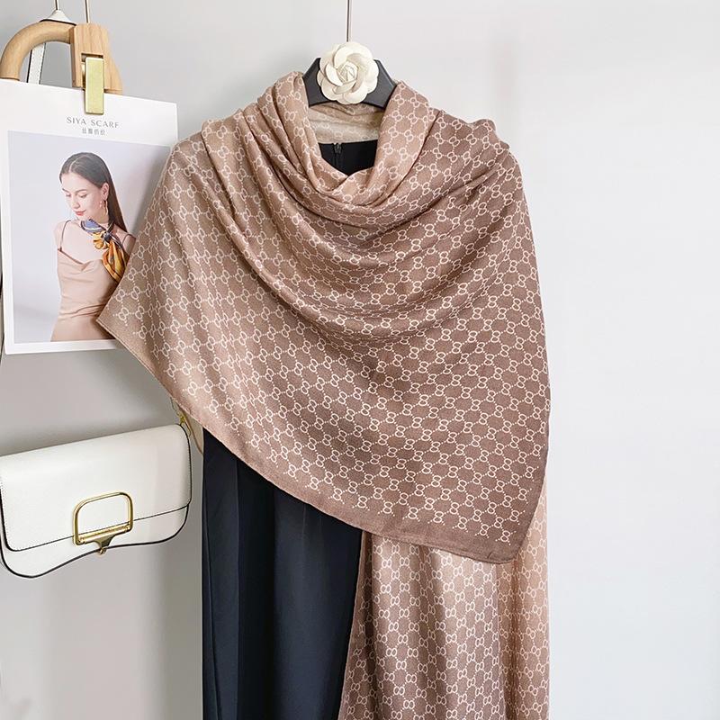 High-end fashion color matching cotton and linen scarf women's elegant temperament thin travel sunscreen shawl beach towel