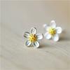 White Daisy Mini Small Stud Earring for Women Temperament Jewelry Christmas Girlfriend Gift