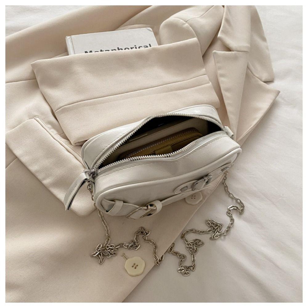 Designer Heart Shoulder Bag Y2k PU Leather Bag Trendy Heart Cross Bag  for Ladies/Girls