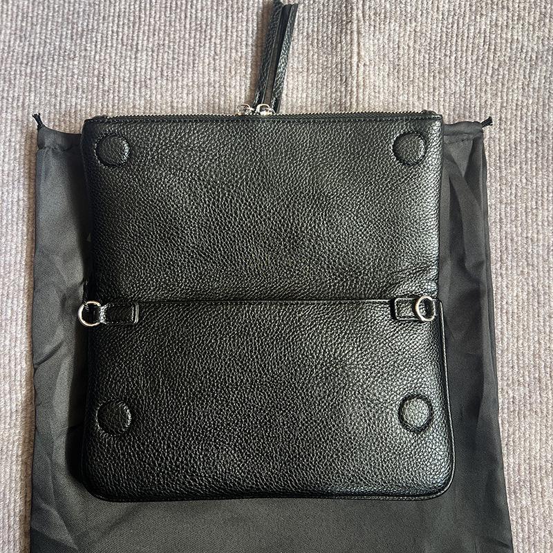 ZV Women's Classic Wing Rivet Shoulder Bag - Trendy, Versatile Small Square Chain Bag