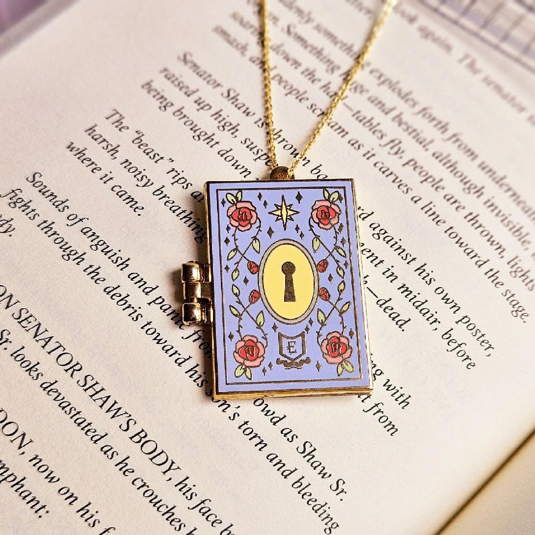 

Gold Pattern Rose Door Lock Book Necklace Romantic Literary Opening And Closing Pendant Photo Box Valentine S Day