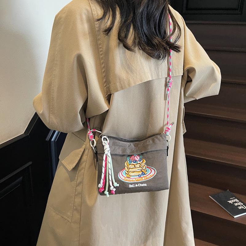 Summer Summer Niche Nylon Canvas Bag Women's Fashion Embroidery Small Square Bag Crossbody Bag Mobile Phone Bag
