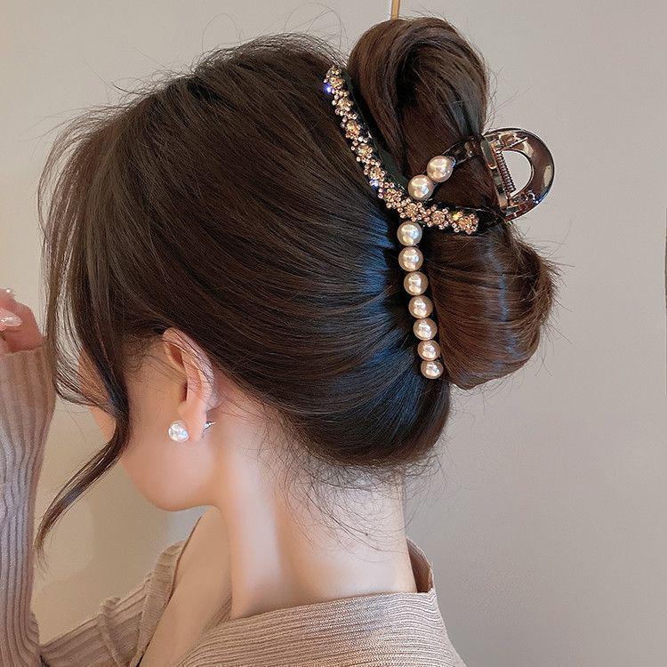 Elegant Large Hair Claw Clip for Thick Hair - High-End Korean Updo Shark Clip
