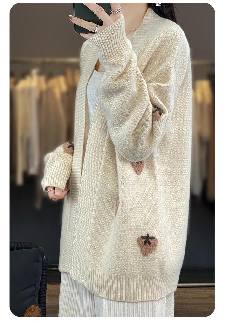 Women's Fashionable V-Neck Color Block Wool Cardigan - Autumn/Winter Sweet Strawberry Sweater