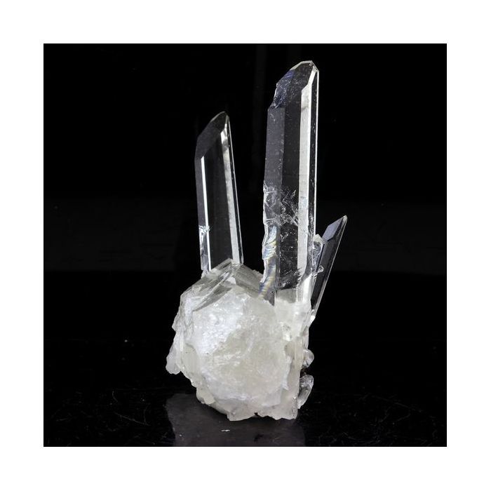 Pierres et Minéraux. Quartz + Chalcopyrite. 78.0 ct. La Gardette Mine, Bourg d'Oisans, Isère, France.