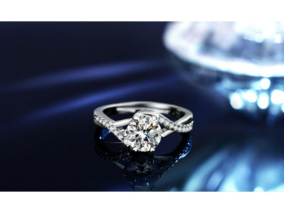 High-End Sterling Silver Moissanite Jewelry Set: Women's Necklace, Ring, and Earrings