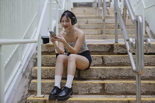 JBL TUNE 730BT Wireless Over-Ear Headphones Bluetooth Closed-Back Up To 76 Hours Playback USB Type-C Multi-Point JBL App Compatible Black