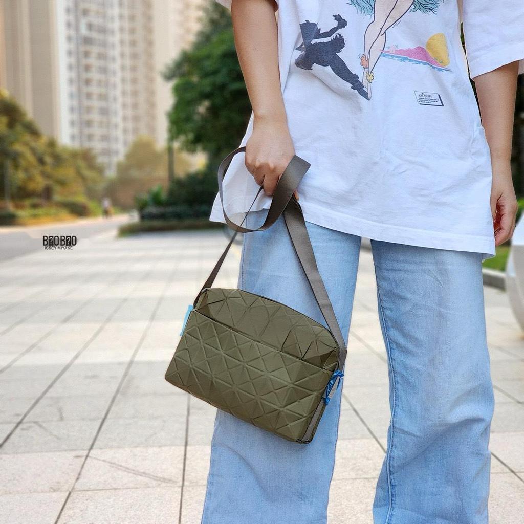 New Limited Edition TRACK Series Translucent Mesh Shoulder Tote - Large Capacity for Women