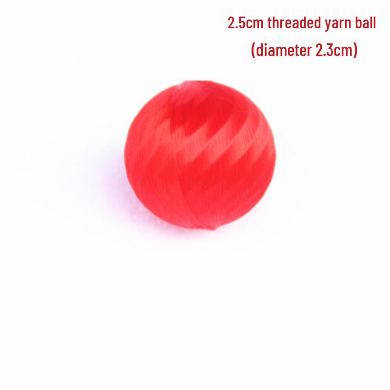 

Праздничный красный моток пряжи Merc: Праздничный фонарь и растительный декор