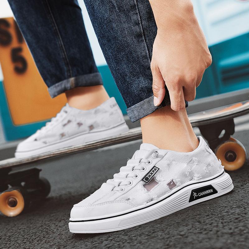 Fashion Unisex Canvas Slip-On Flat Bottom Shoes Summer Breathable Casual Rubber Sole Adult Footwear Fashionable Trendy White Sneakers