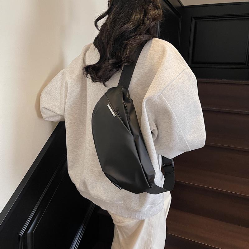 2025 Autumn/Winter Casual Shoulder Crossbody Bag - Trendy, Simple, Small Square Design