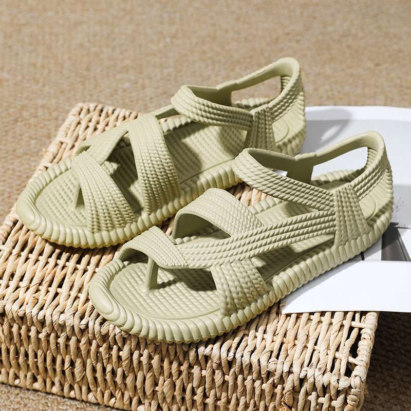 Cool Slippers Men's 2025 Summer New Hollow Breathable Men's Beach Shoes Trendy Versatile One-pedal Sandals Non-slip