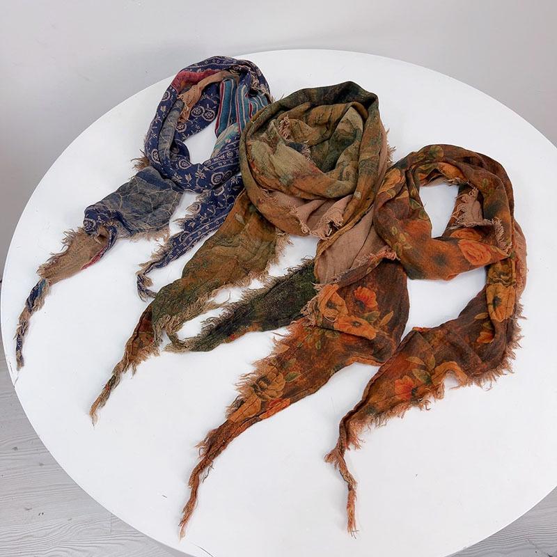 Dreieckstuch aus Seide im Retro-Stil – schmales Hals-Accessoire für Damen im Sommer