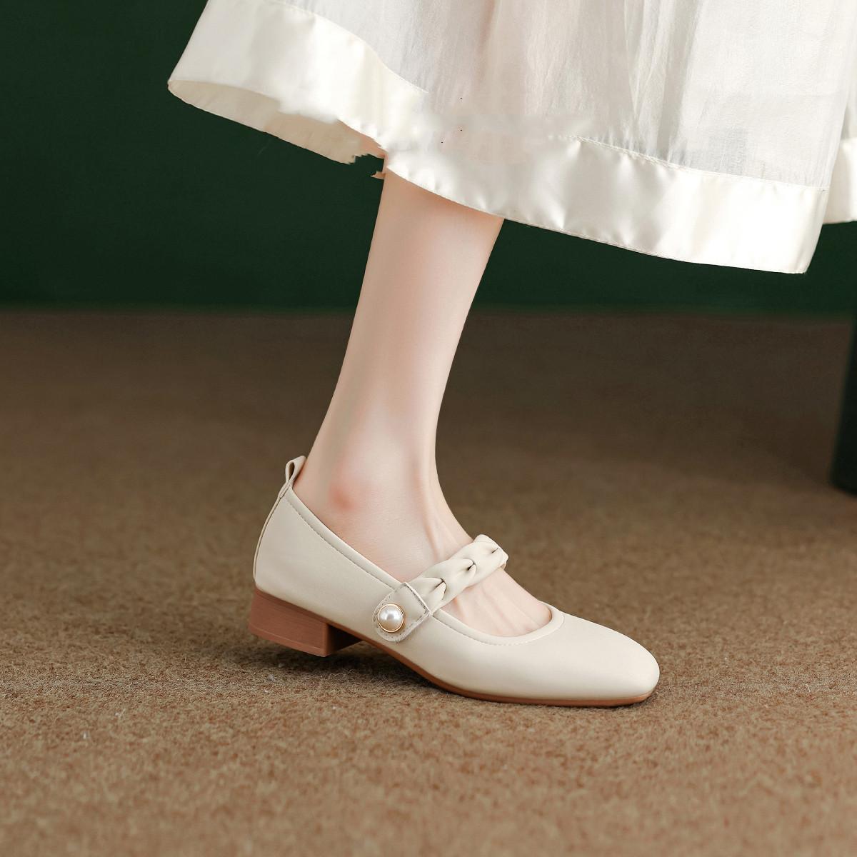 

Поздний вечерний бриз нежные туфли толстый каблук одинарные туфли женские 2025 новые летние туфли Мэри Джейн с юбками мягкая подошва обувь для беременных 40