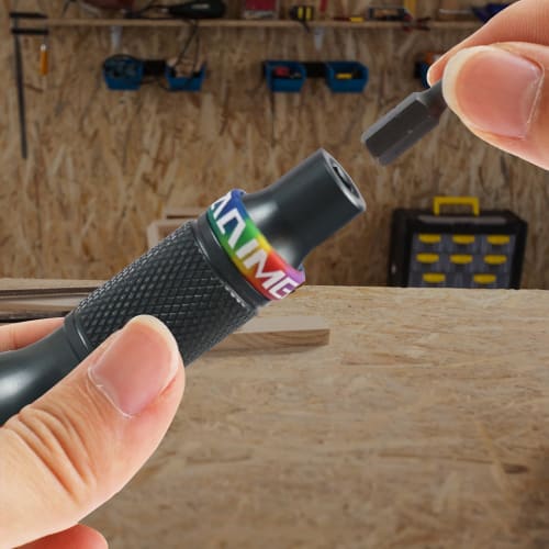 Carimee 7-in-1 Ratchet Driver with 7 Replacement Bits (PH0/PH1/PH2/PH3/S/4/6/0.6X5), Aluminum Alloy, Magnetic Bearing, Auto-Lock, 6.35mm (1/4-inch Com