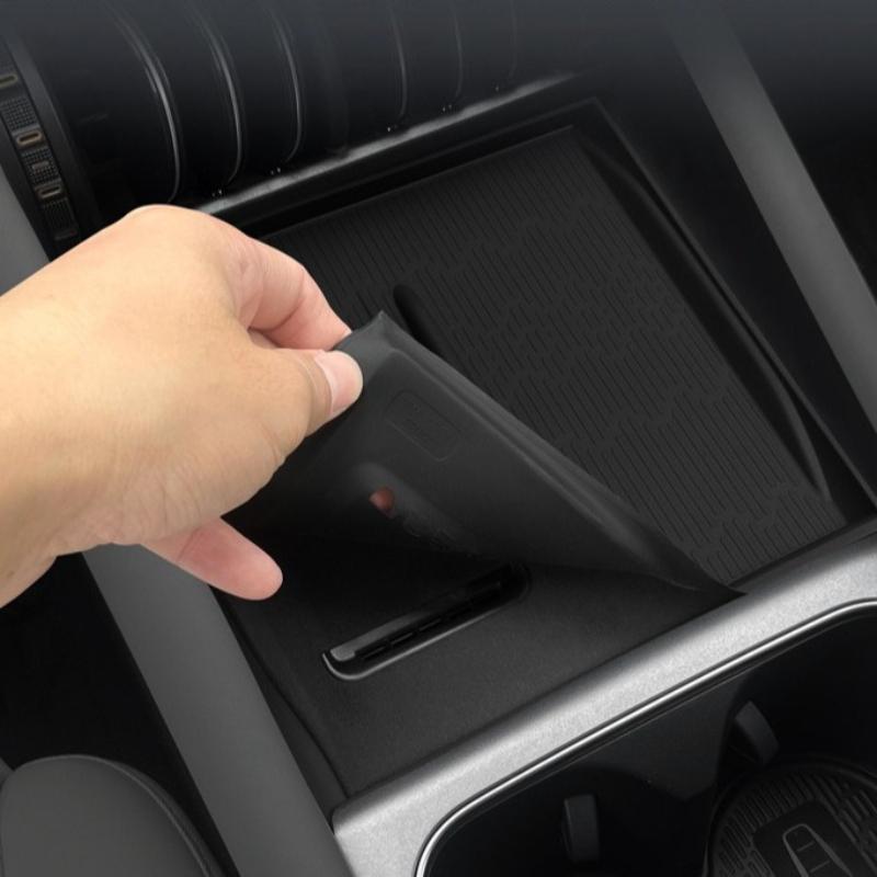 For BYD Atto 3 Evo 2026 Anti Dirt Pad Mobile Phone Wireless Charging Anti-Slip Mats Car Interior Accessiories