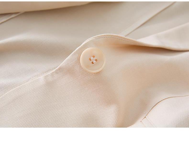 White Korean Slim-Fit Women's Blazer - Spring/Summer 2025