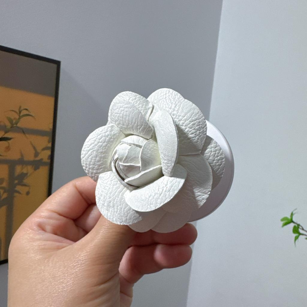 Cute 3D flower Magnetic suction bracket Foldable Griptok Phone Holder for IPhone Samsung Support Socket Pocket Grip Stand Bracke