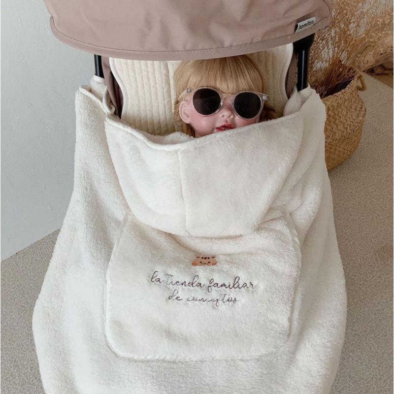 Universal Four Seasons Baby Bear Embroidery Windproof Stroller Blanket & Carrier Cover Quilt