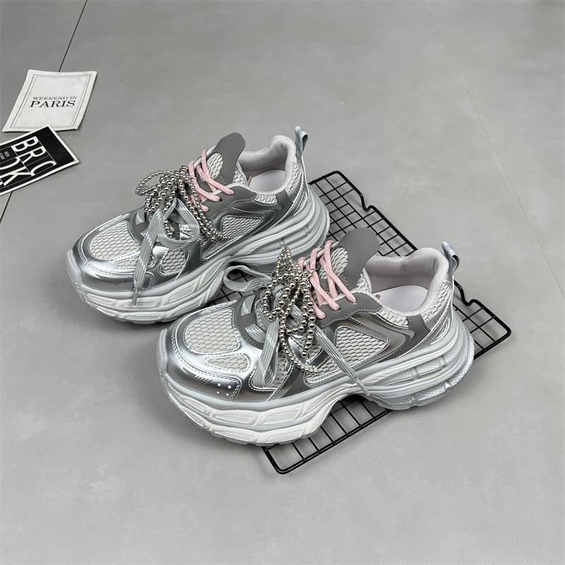 

Новая пара шнурков, папины кроссовки, женские 2025 на толстой подошве, с сетчатым верхом, дышащие и легкие повседневные спортивные туфли, сочетание цветов 40 серебряный