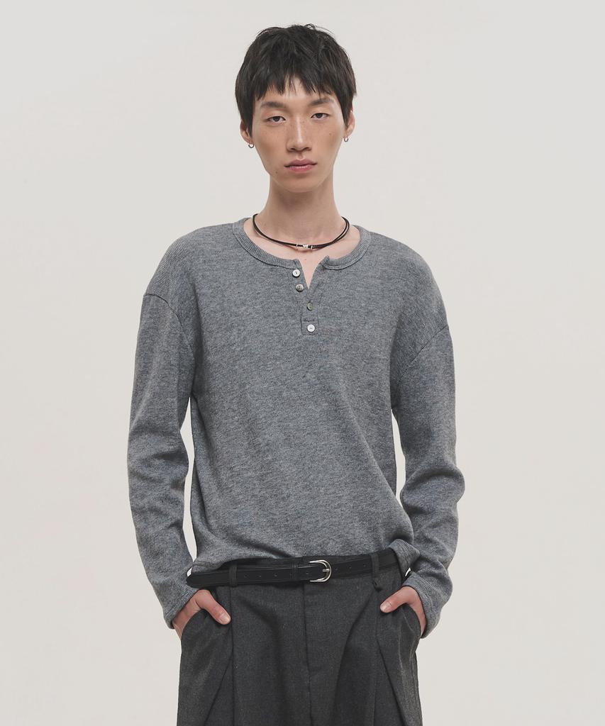 NOISE Soft Henley Neck Sleeve Knit - Gray