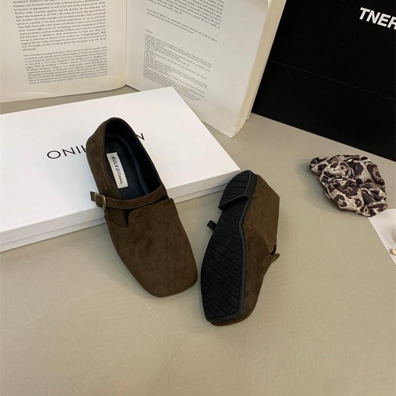 2025 spring new British style handmade buckle matte leather shallow mouth flat heel square head single shoes small leather shoes