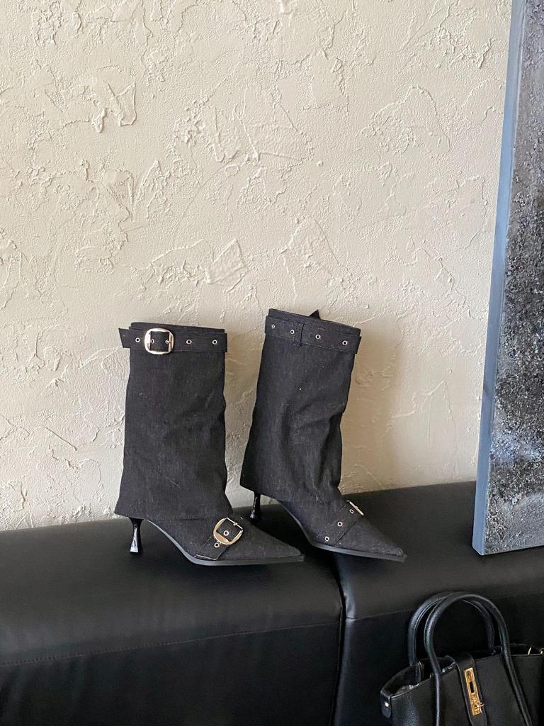 2025 Autumn and Winter New European and American Sexy Babes White High-heeled Short Boots Women's Belt Buckle Rivet Babes Pointed Trousers