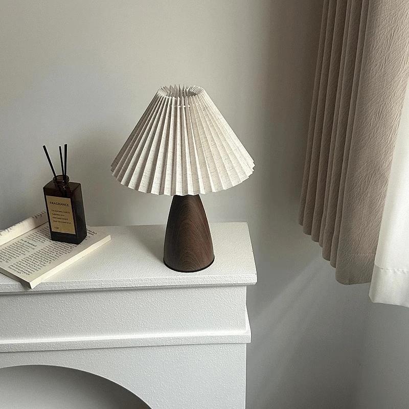 Pleated Retro LED Table Lamp Room Decoration Night Lamp USB For Home Living Bedroom Bedside Decorative Simple Desk Lighting