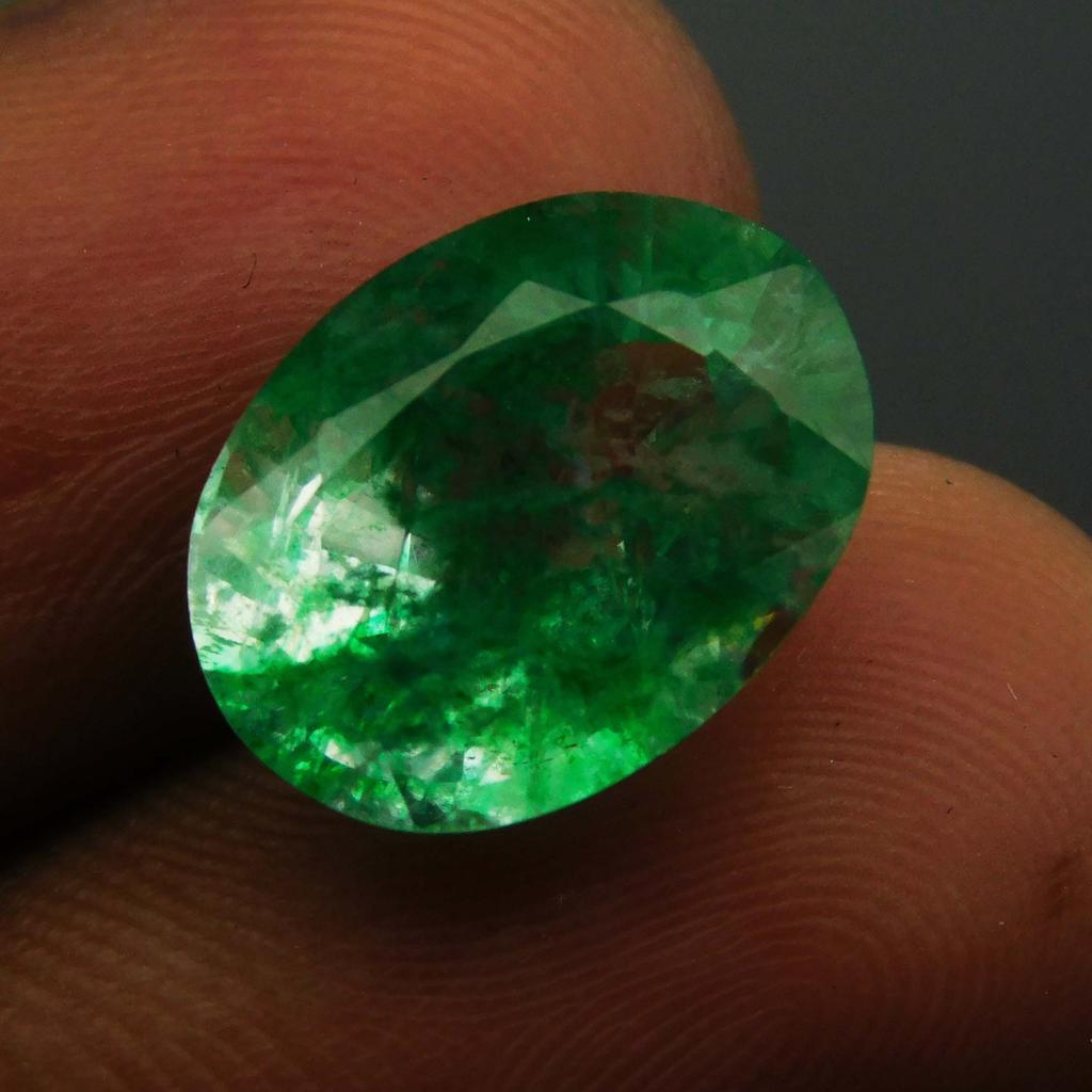 6 Carat Green Natural Colombian Emerald CERTIFIED Loose Gemstone Oval Cut A-3372