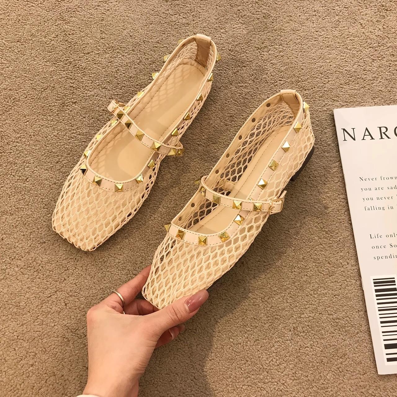 

Модные французские сандалии с вырезами в стиле «нюдовый абрикос» для женщин, летние с заклепками, в стиле «фея», богемные для отпуска, туфли-лодочки Мэри Джейн 40