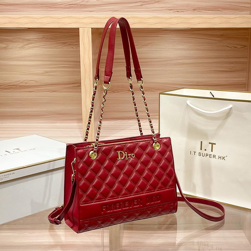 Bolsa Tote de Couro de Grande Capacidade para o Dia a Dia, Nova Bolsa Feminina de Corrente de Alta Qualidade, Bolsa de Ombro Único Transversal