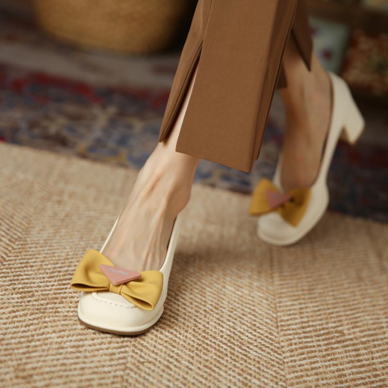 Модные женские туфли на толстом среднем каблуке с мелким носком — фото 3