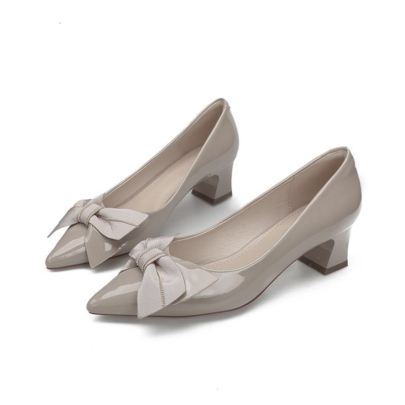 2025 spring new patent leather medium heel single shoes bow red wedding shoes shallow mouth pointed thick heel high heels temperament