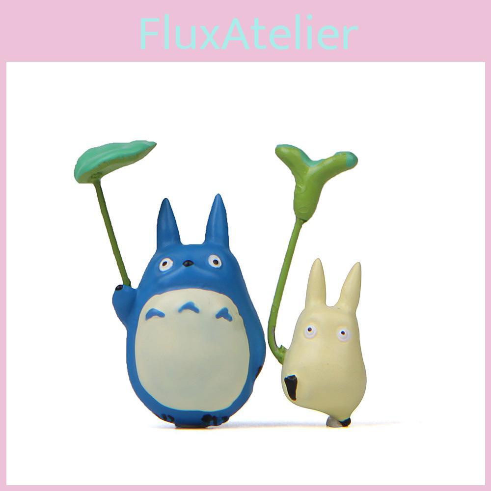 Totoro Cartoon Cute Hold Leaf Cat Mini Model Decoration For Props Landscape