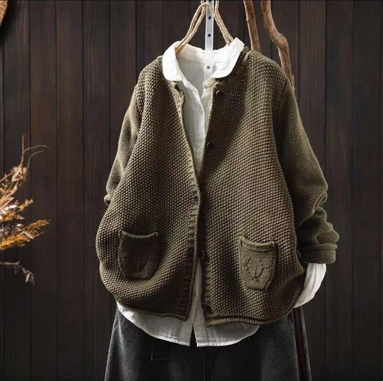 Vintage Knitted Sweater Women Autumn Casual Solid Color Button Patchwork Pockets